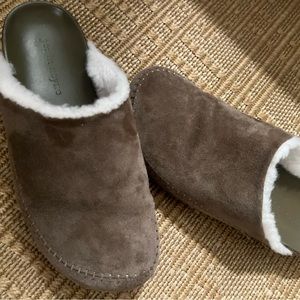 Jenni kayne women’s clog shoe size 40 suede/ shearling olive green/ brown color